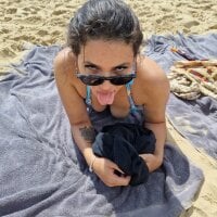 suzyjoliveira's Offline Chat Room