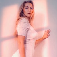 Diana_King's Offline Chat Room