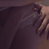 tall69-sexgirl's Offline Chat Room