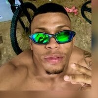 elperru01 Adlı Modelin Avatarı