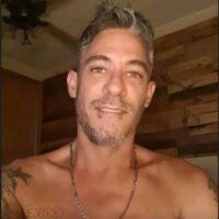 gusdes 离线聊天室