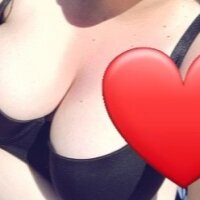 arinaioana's Offline Chat Room