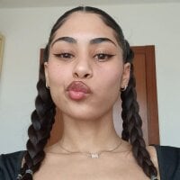 Maria1803's Offline Chat Room