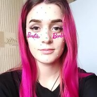 ElionoraRoss' Offline Chat Room