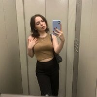 MadisonGil অফলাইন চ্যাট রুম