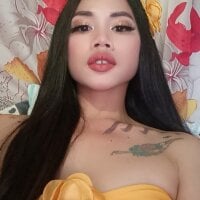 sexxywild_ladyboy4uxxx webcam