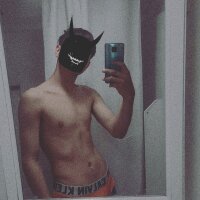 xxxBlasterxxx's Offline Chat Room