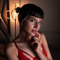 Claireuwu1 webcam model