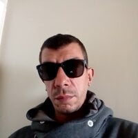 pisello_italiano100's Offline Chat Room