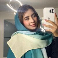 caralella's Avatar Pic