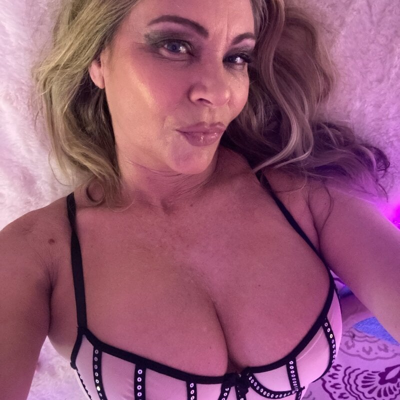 lolavalecuatro