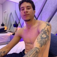 Travis_Navas webcam model