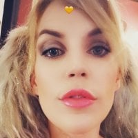 Mybuttography's Offline Chat Room