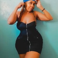 curvlious' Avatar Pic
