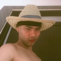 Maxx_Bigcock webcam