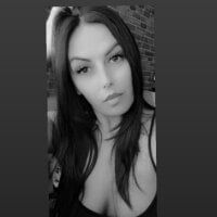 MarinaMary82's Offline Chat Room