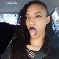 Voodoo_Syn Adlı Modelin Çevrimdışı Sohbet Odası