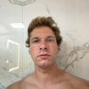 Tommy_Stretch