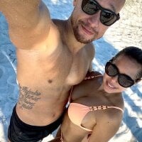 fitlatincpl's Offline Chat Room