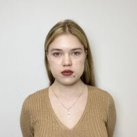 MartaInez's Offline Chat Room