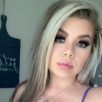 leann1369's Offline Chat Room