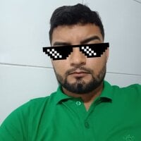 NovinhoRN84's Offline Chat Room