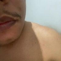 Nillsobluyy webcam model