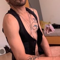 ValaNteMoOo's Offline Chat Room