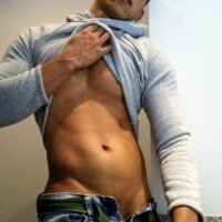 JhoneyEuri23 offline chatrum