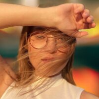 daisy_play's Offline Chat Room