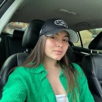 amelie_shine webcam model