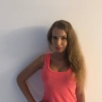 Sunnybunnyyy's Offline Chat Room