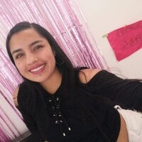 Ximenna_ks' Offline Chat Room