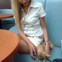 Wintersbella's Offline Chat Room