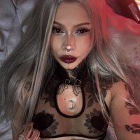 DarkD0ll webcam model