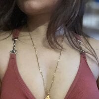 RayaChopraa__