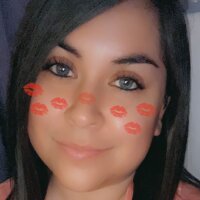 EatMyAss13's Offline Chat Room