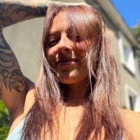 truckersgirlborninhell's Offline Chat Room