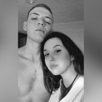 JuliaAndDean's Offline Chat Room