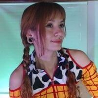 Malaikha_Ocean's Offline Chat Room