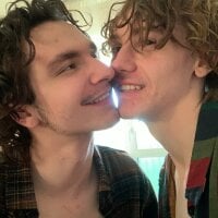 KaiandCalvin webcam