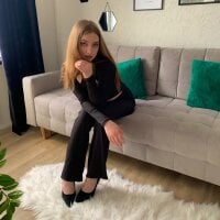 MollyDolle webcam