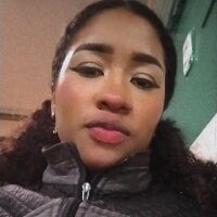 aranzasku's Offline Chat Room