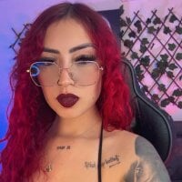 Violette-18 webcam model