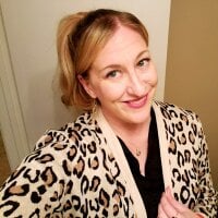 LovelyLizzie offline chatrum