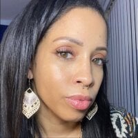 Sexy_Rican_Chica's Offline Chat Room