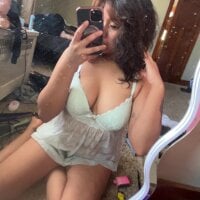 Honeybeebabyxo webcam