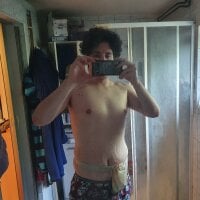 guywithoutanass' Offline Chat Room