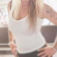 Mrs-Aurora's Profile Pic