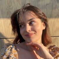 JaneOrtegu webcam model